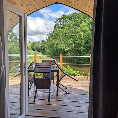 Peacock Lake Glamping Nottingham Værelse billede