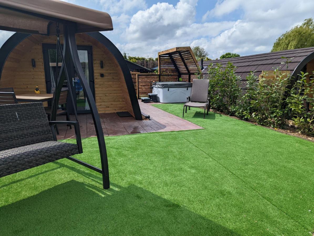 Peacock Lake Glamping Nottingham Værelse billede