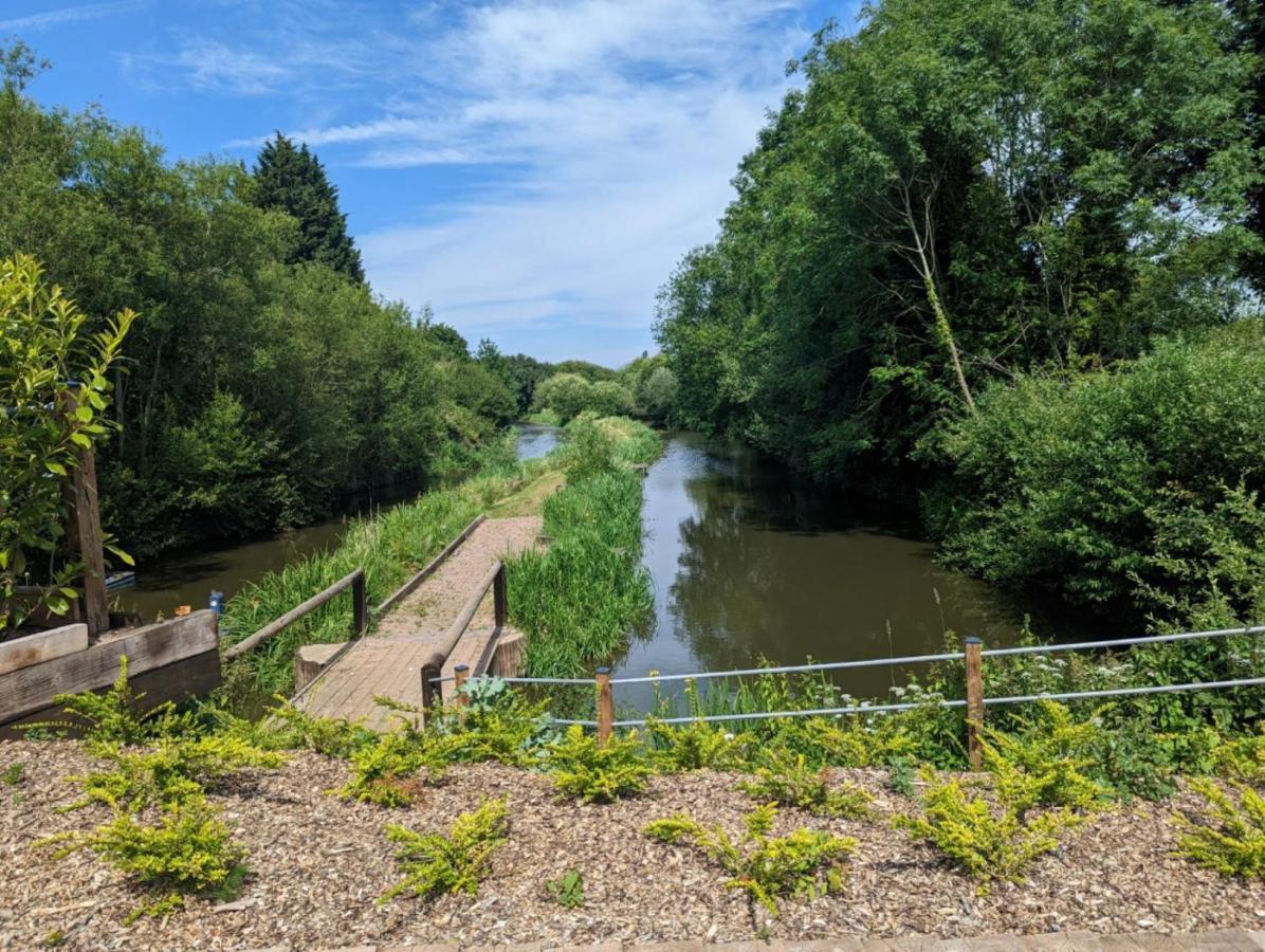 Peacock Lake Glamping Nottingham Eksteriør billede