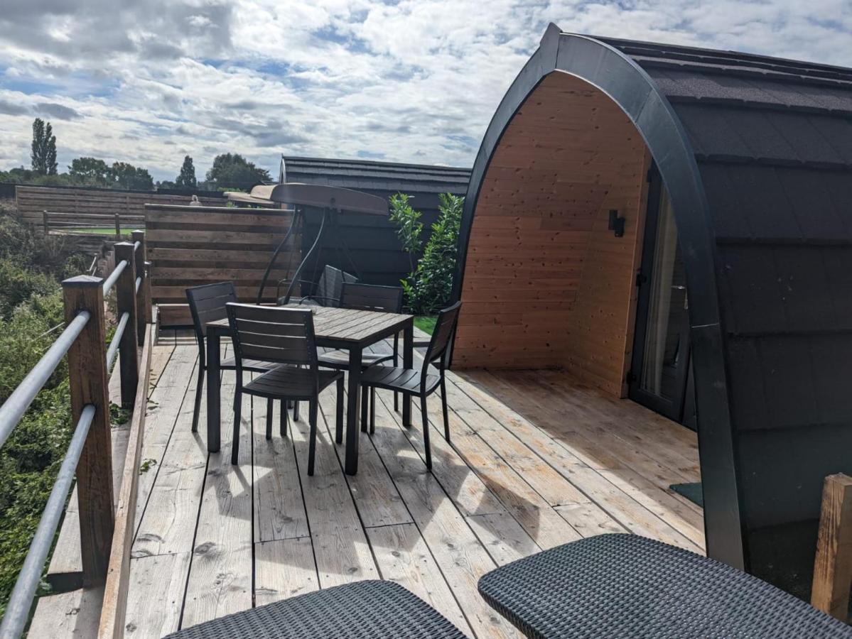 Peacock Lake Glamping Nottingham Værelse billede