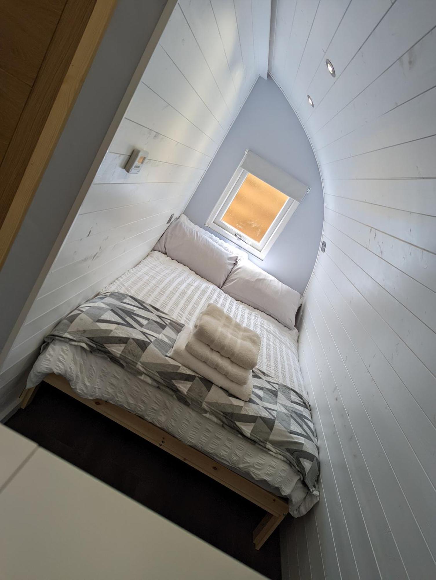Peacock Lake Glamping Nottingham Værelse billede