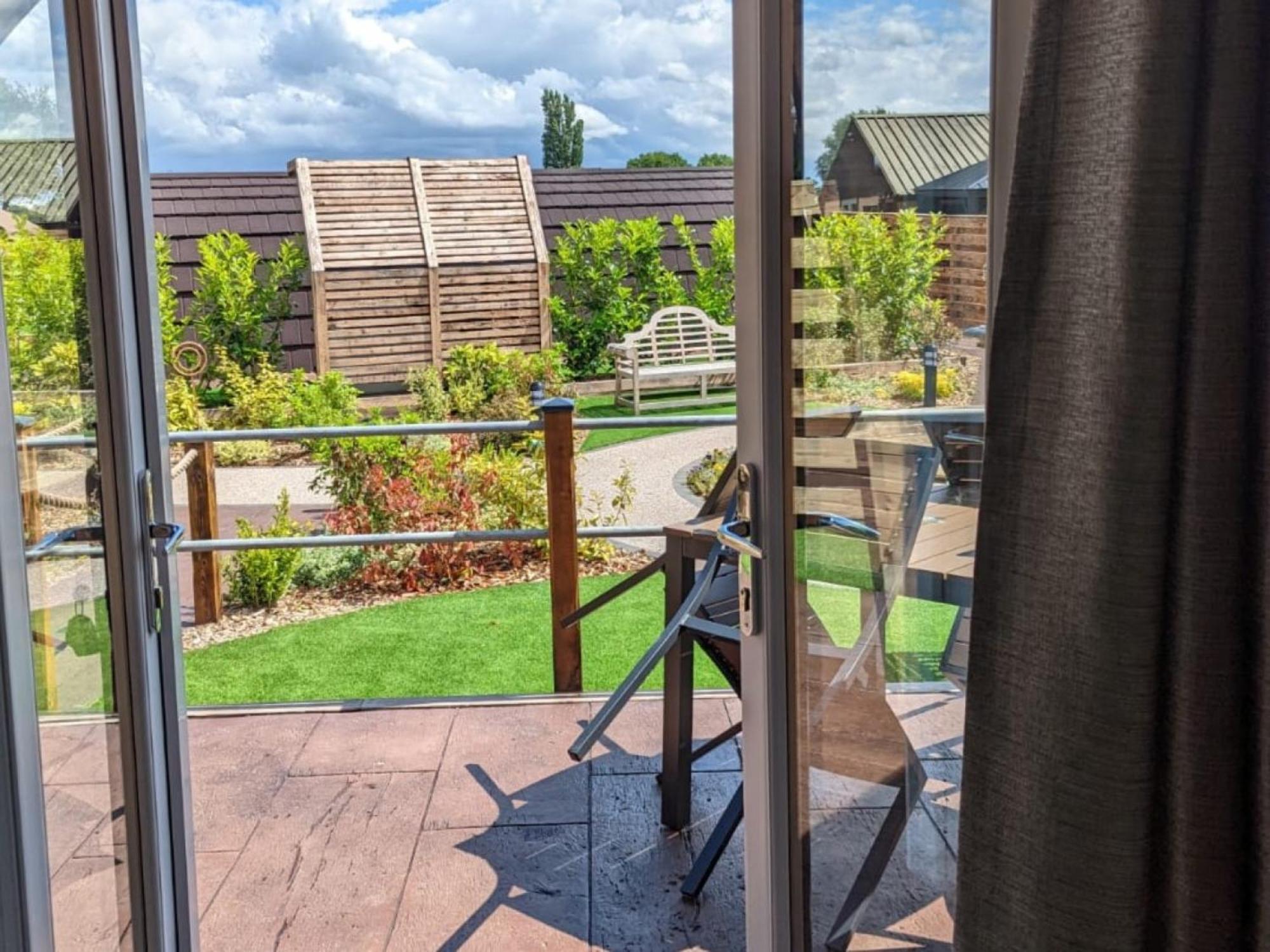 Peacock Lake Glamping Nottingham Værelse billede