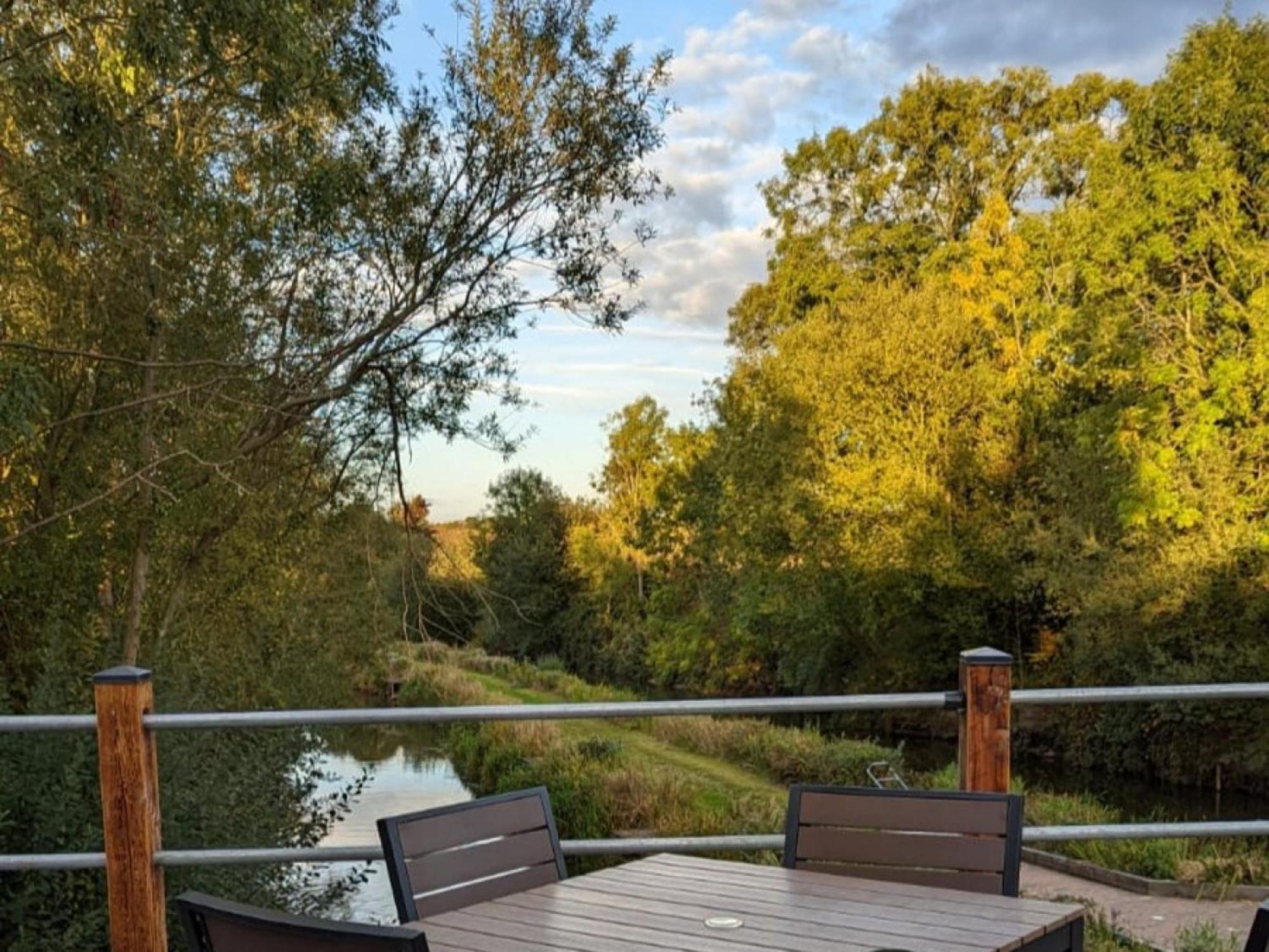 Peacock Lake Glamping Nottingham Værelse billede